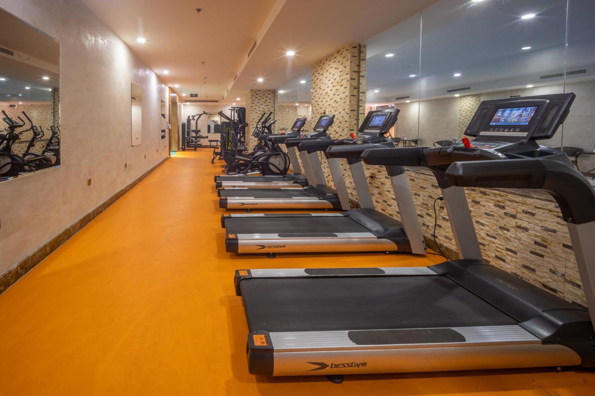 Donatello Jeddah Hotel Екстериор снимка
